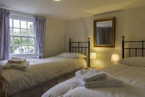 Self Catering twin room at The Old Vicarage Kenton